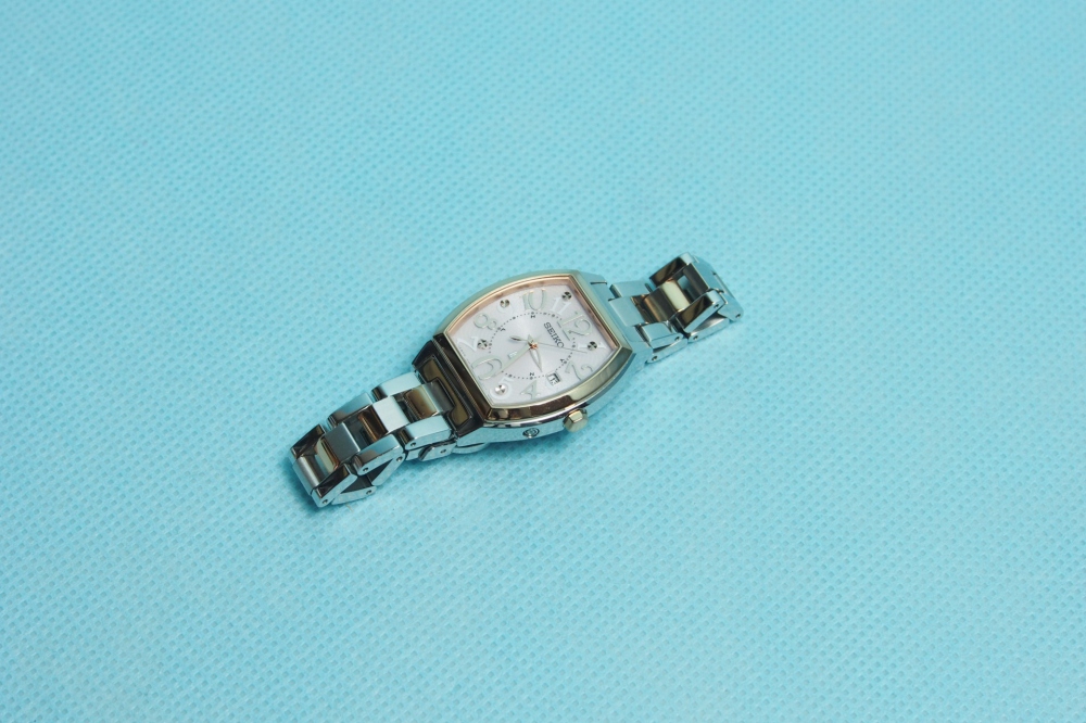 SEIKO 腕時計 LUKIA ルキア ソーラー電波修正 サファイアガラス スーパークリア コーティング SSVW048 レディース、買取のイメージ