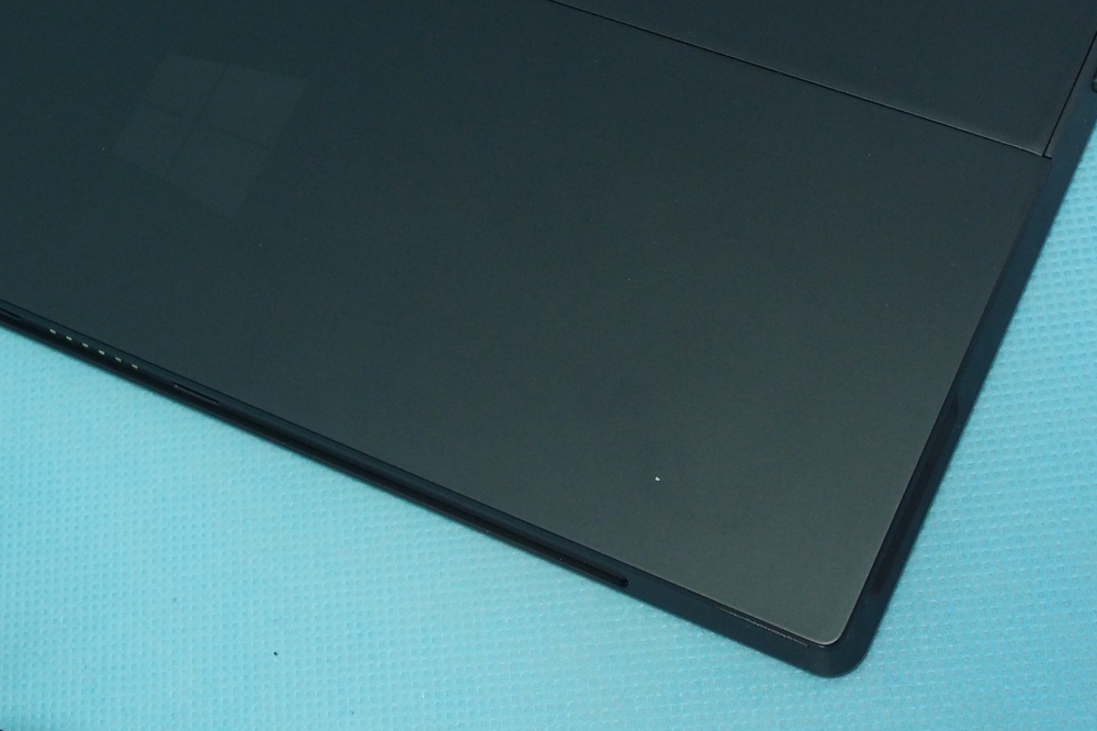 Microsoft Surface RT 32GB + タイプカバー ブラック、その他画像２