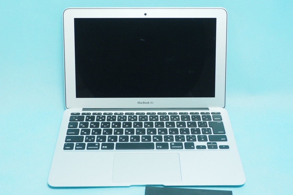 Apple MacBook Air 11.5/1.3GHz/i5/4GB/SSD256GB/Graphics 5000 1536/Mid 2013/充放電回数15回、その他画像１