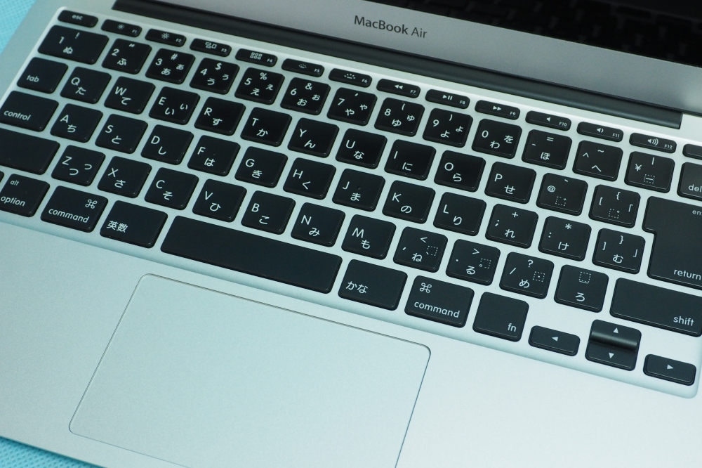 Apple MacBook Air 11inch（1.4GHz i5/8GB/SSD 512GB/充放電回数 338回/Early 2014）、その他画像２