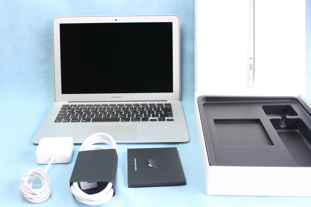 APPLE MacBook Air 1.3GHz Dual Core i5/13.3