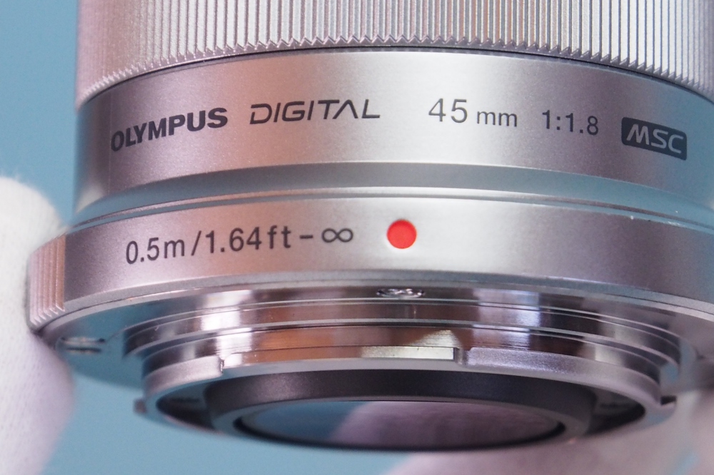 OLYMPUS 単焦点レンズ M.ZUIKO DIGITAL 45mm F1.8 シルバー + プロテクター、その他画像３