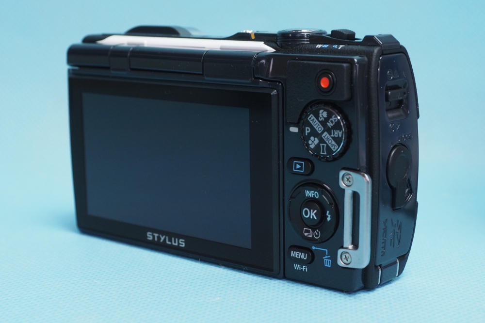 OLYMPUS デジタルカメラ STYLUS TG-860 Tough ホワイト 防水性能15ｍ 可動式液晶モニター、その他画像２