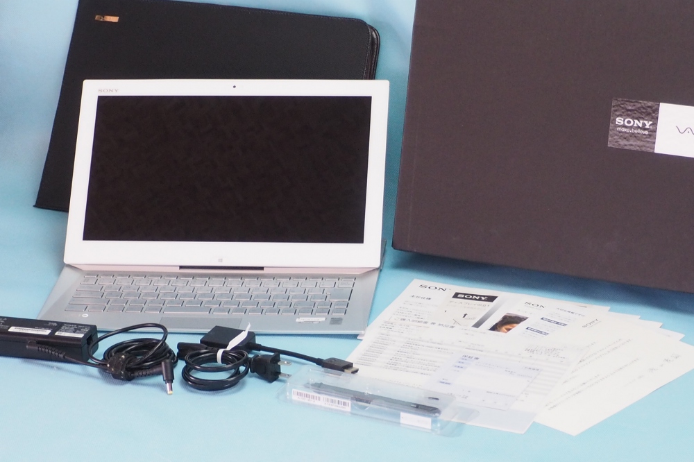 SONY VAIO Duo 13 ホワイト SVD1321A1J i7 8GB SSD256GB + 専用キャリングケース VGP-CK2、買取のイメージ