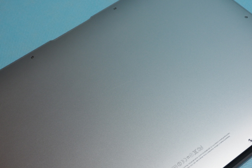 APPLE MacBook Air 1.8GHz Core i5/13.3/4GB/128GB MD231J/A Mid 2012、その他画像３
