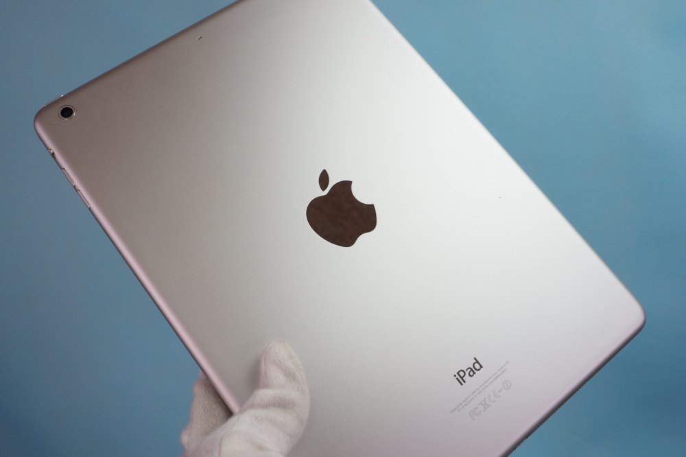 Apple iPad Air Wi-Fiモデル 128GB ME906J/A シルバー、その他画像２
