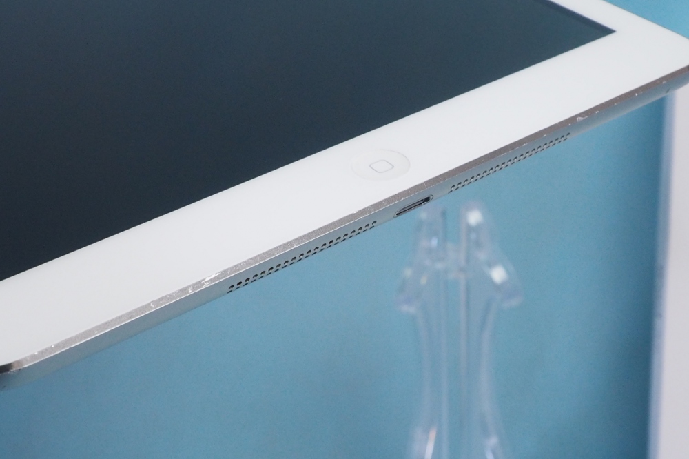 Apple docomo iPad Air Wi-Fi + Cellular 32GB シルバー MD795J/A ◯判定、その他画像２