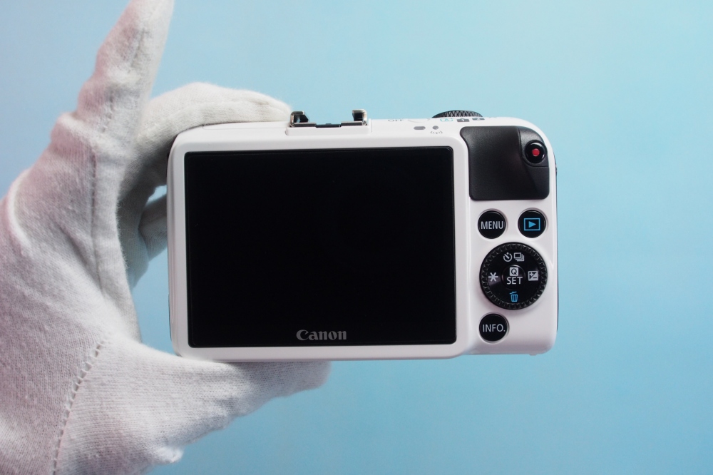 ニコニコ宅配買取｜Canon ミラーレス一眼カメラ EOS M2 ダブルレンズキット、22,500円、買取実績