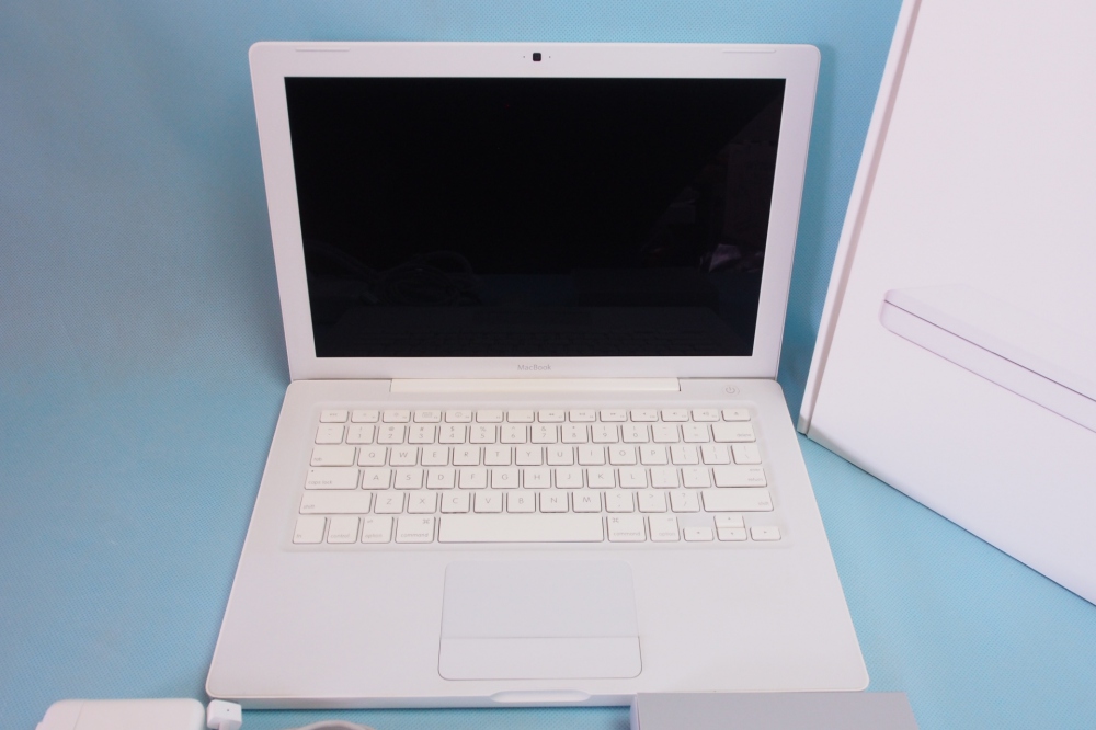 Apple MacBook Core 2 Duo 4GB HDD250GB Early 2008 充放電回数31回、その他画像１