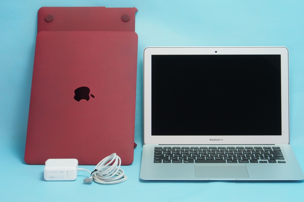 Apple MacBook Air 13inch 1.3GHz i5 4GB SSD256GB Mid2013 充放電回数123回 + ハードカバー、買取のイメージ