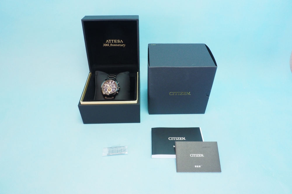 CITIZEN 腕時計 ATTESA アテッサ エコ・ドライブ電波時計 30周年記念限定モデル AT3055-57L メンズ、買取のイメージ