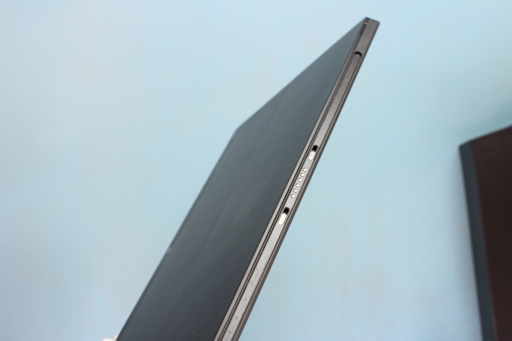 マイクロソフト Surface RT 64GB + Touch Cover 9JR-00019、その他画像４