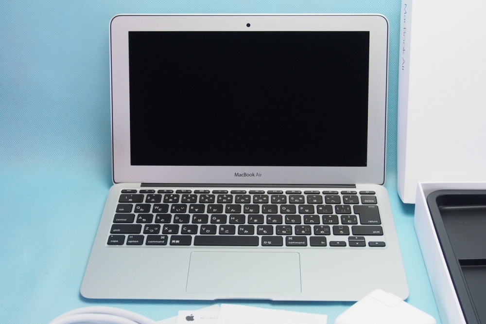 Apple MacBook Air 11.6 i5 4GB 128GB MD711J/B Early 2014 充放電回数3回、その他画像１