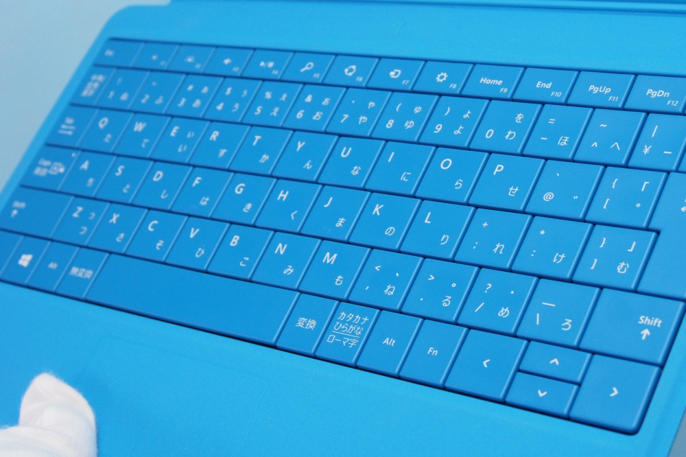 Microsoft Surface タイプカバー 2 シアン、その他画像４
