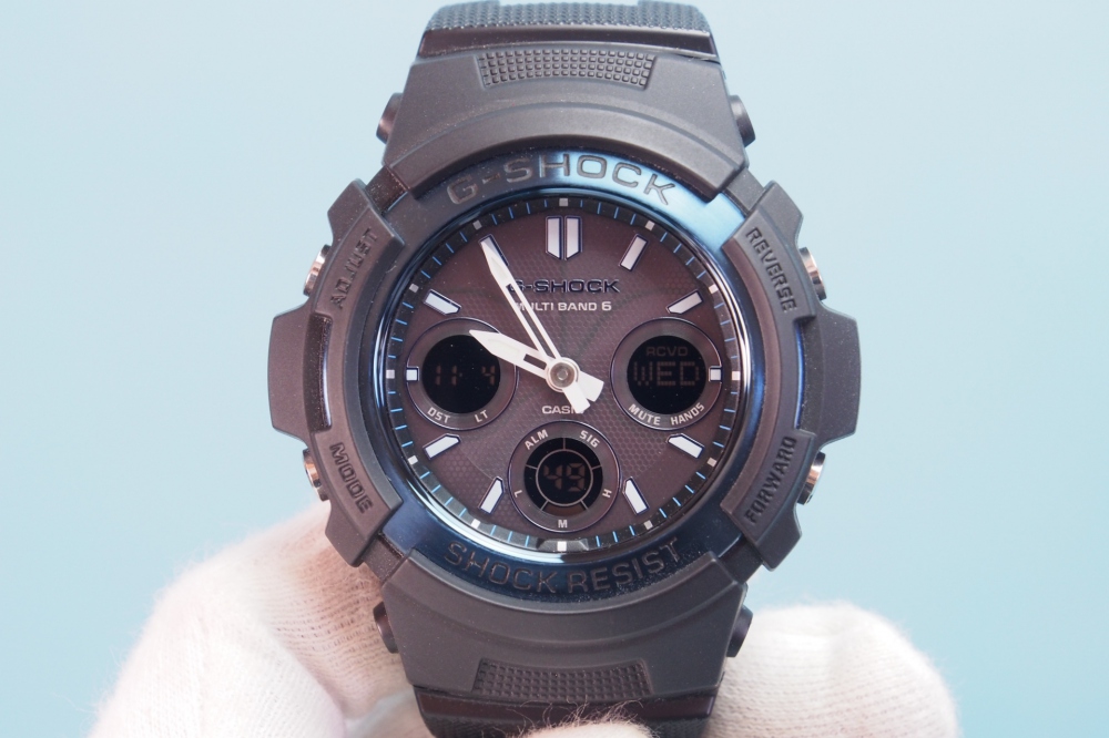 CASIO 腕時計 G-SHOCK ジー・ショック BLACK/BLUE ブラック/ブルーシリーズ 世界6局対応電波ソーラーウォッチ AWG-M100BC-2AJF メンズ、その他画像１